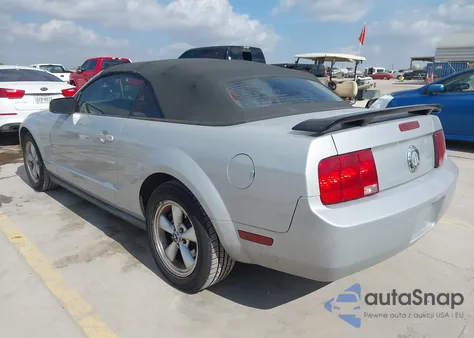 2007 Ford Mustang V6 Deluxe/V6 Premium z USA, uszkodzony, nr VIN 1ZVFT84N875280668